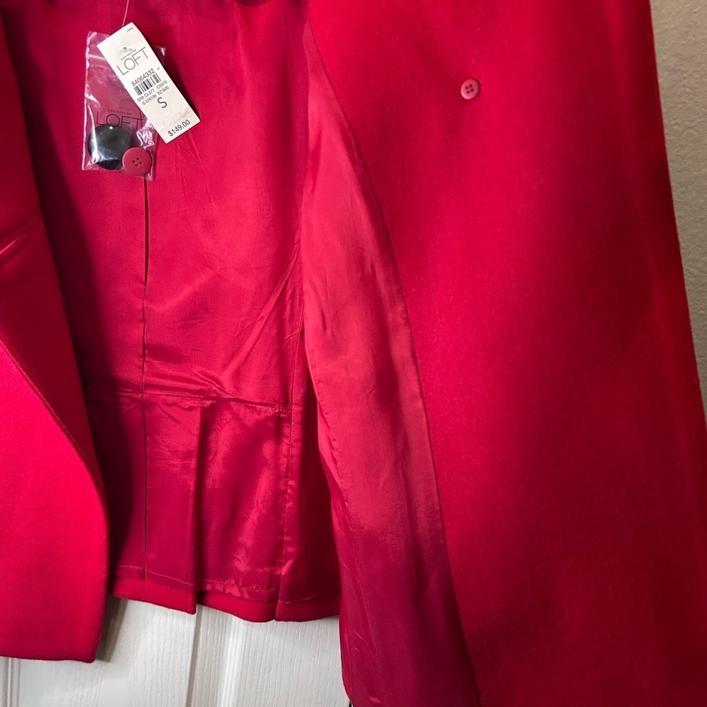 đLOFT NWT Red Pea Coat with Double Breasted Style and Prominent Collar - Picture 8 of 16